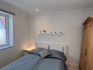 2 bedrooms, internet