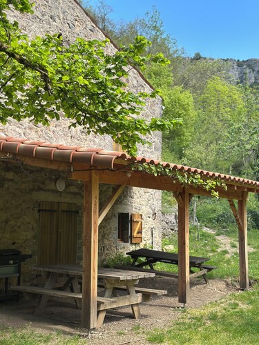 Tournemire Vine House