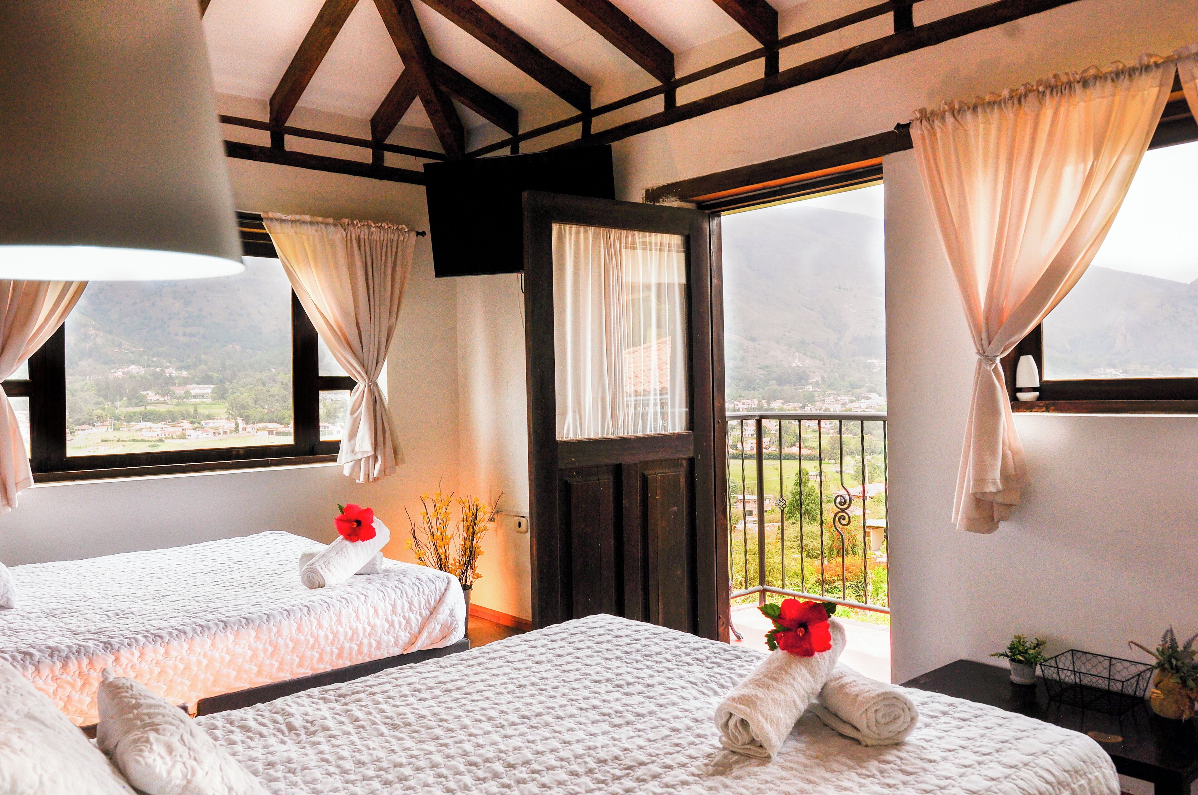 Deluxe Room, Balcony | Down duvets, in-room safe, free WiFi