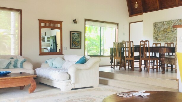 Unclassified image, 1 of 22, button - Sunny and Breezey Sunshine Coast  family home with pool (Aroona)
