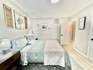 3 bedrooms, in-room safe, iron/ironing board, free WiFi