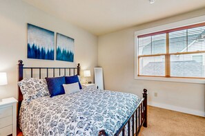 3 soveværelser, strygejern/strygebræt, internetforbindelse, sengetøj