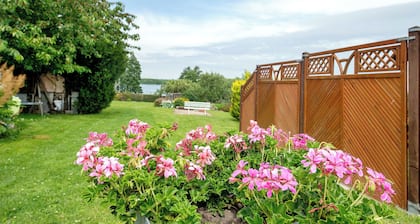 Holiday Home 'Large holiday home with lake view' with private terrace and Wi-Fi