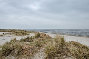 Nær stranden