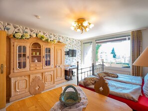 1 habitación, tabla de planchar con plancha, wifi gratis y ropa de cama 