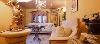 Apartment 'Bodenseeromantik - Wasserburg' with Mountain View, Balcony and Wi-Fi