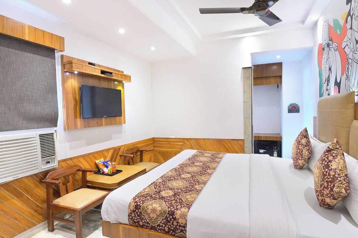 เครื่องนอนป้องกันสารก่อภูมิแพ้, โต๊ะทำงาน, ห้องเก็บเสียง, Wi-Fi ฟรี