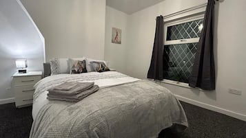 2 Schlafzimmer, Bügeleisen/Bügelbrett, kostenloses WLAN, Bettwäsche