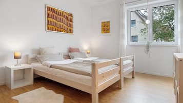 1 bedroom, free WiFi, bed sheets