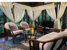 基础别墅 | 办公桌、熨斗/熨衣板、免费 WiFi、床单