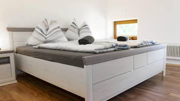 2 bedrooms, Internet