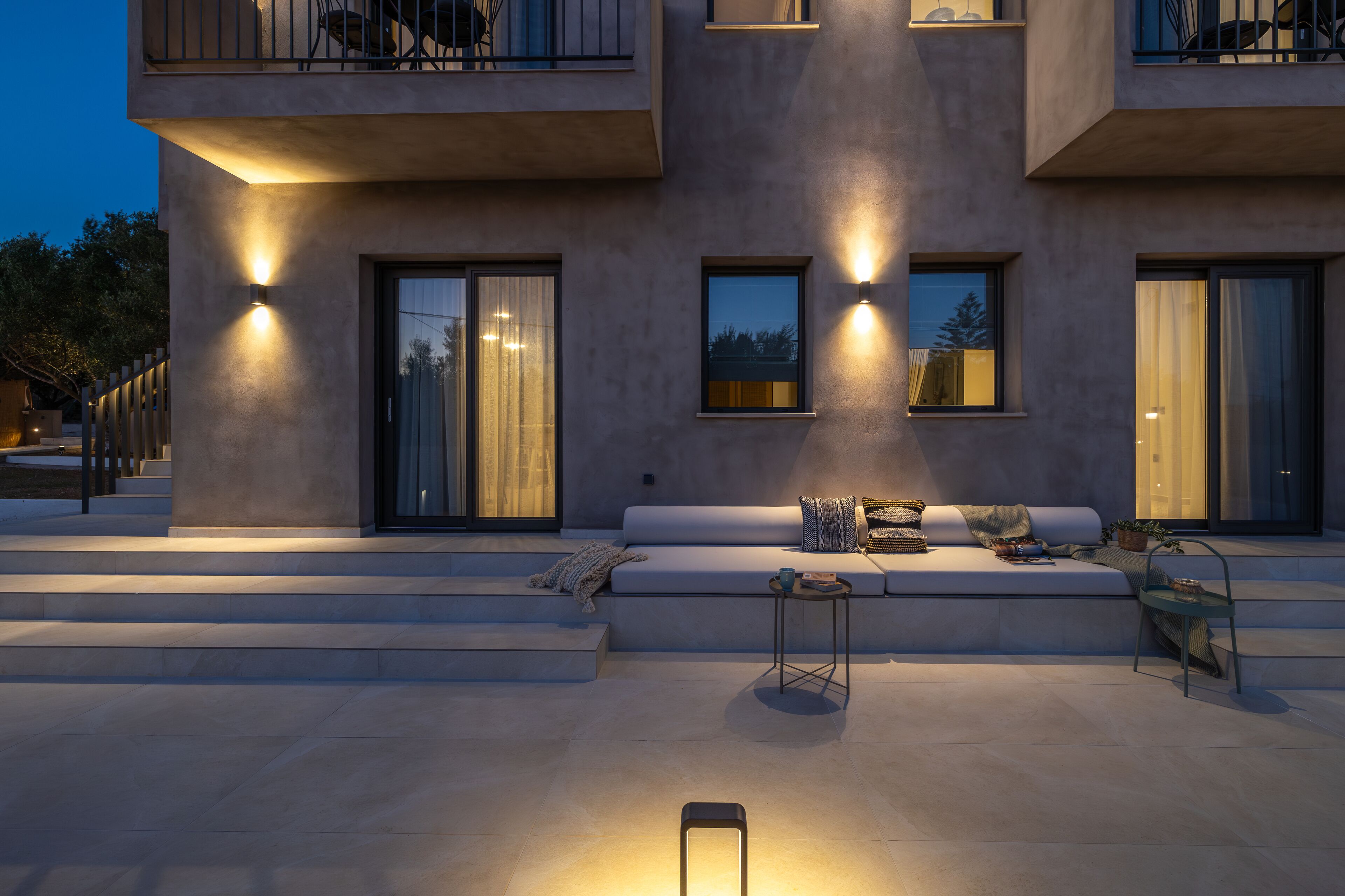 Suite, vista al jardín | Vista al patio