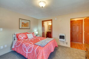 1 chambre, bureau, accès Internet, draps fournis