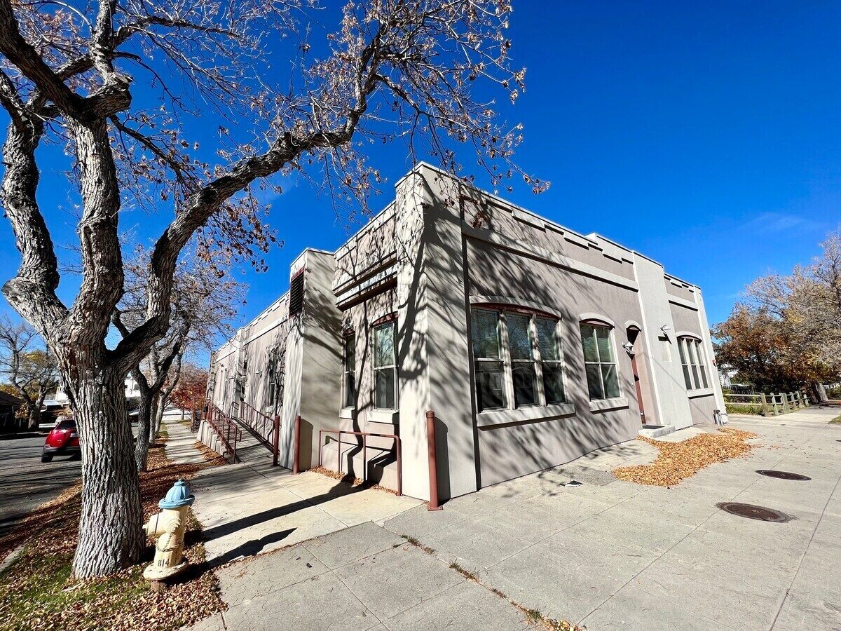Entire Luxury Condo: 4 downtown units