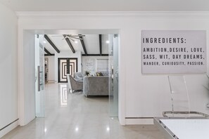 Interior - Glamor Manor Ssarasota- 5bedroom Heated Pool, Golf (sarasota)