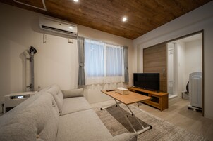 Basic Apartment | 1 bedroom, iron/ironing board, free WiFi