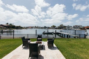 Terrace/patio - MainSail by Coast Hosting (Saint Huberts Island)