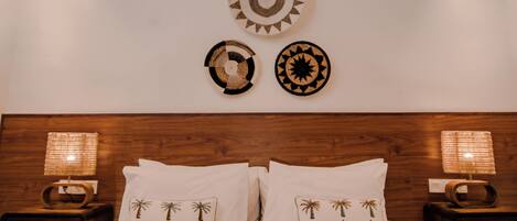 واي فاي مجانًا وملاءات أسرّة