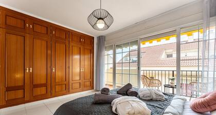 3Bd townhouse Jacuzzi , Sea view , pool , private garage