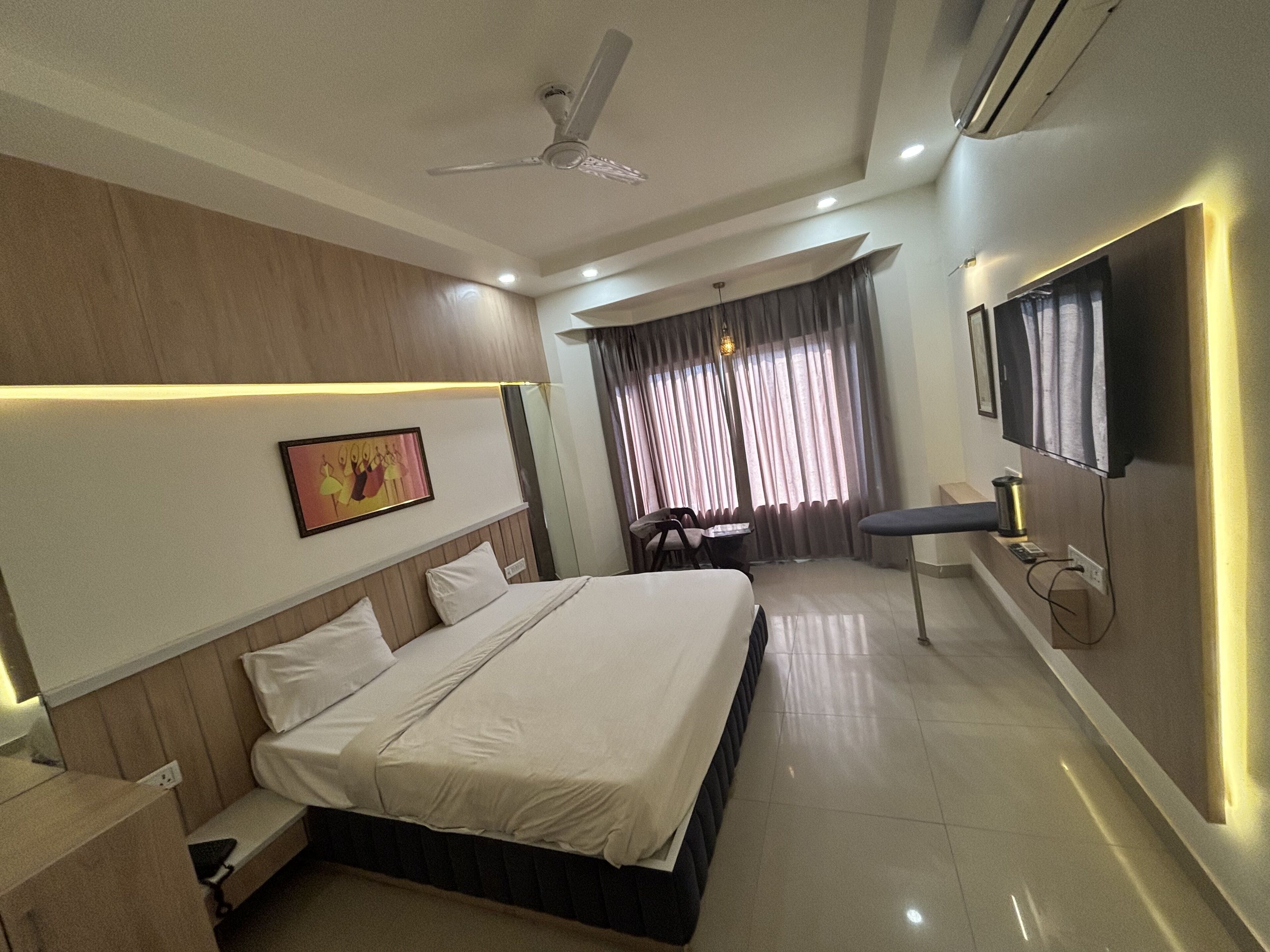 1 bedroom, desk, free WiFi