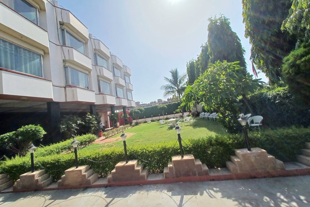 Hotel Maya International