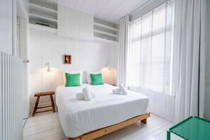 2 makuuhuonetta, työpöytä, Wi-Fi