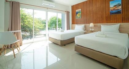 B2 Nakhon Sawan Boutique & Budget Hotel