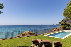 Piscine extérieure, piscine chauffée
