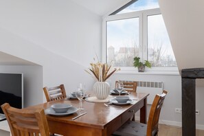 Apartamento, 2 habitaciones, cocina | Comedor