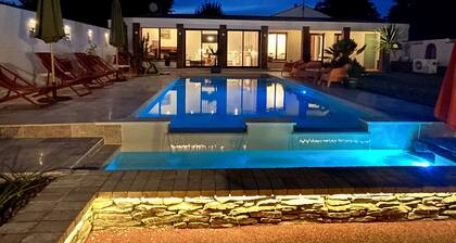 Villa Des Plages- Piscine et spa privatifs-14pers
