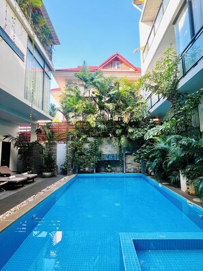 Piscina externa