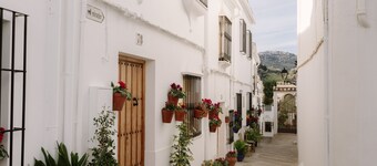 Capricho de Zuheros: Refugio Rural con Vistas Impresionantes