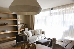 TV - RESIDENCIAL GOLF 28 2.-1 (Gualta)