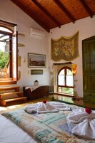 Traditional House | 1 bedroom, iron/ironing board, free WiFi