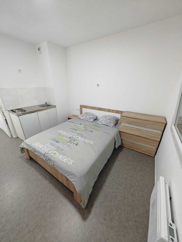 1 chambre, Wi-Fi, draps fournis