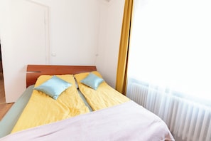 1 bedroom, iron/ironing board, WiFi, bed sheets