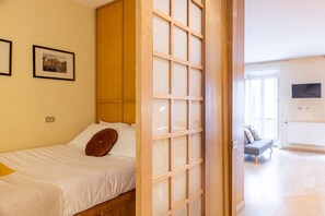 1 chambre, bureau, Wi-Fi gratuit, draps fournis