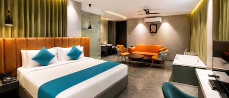 Presidential Room | Desk, laptop workspace, free WiFi, bed sheets