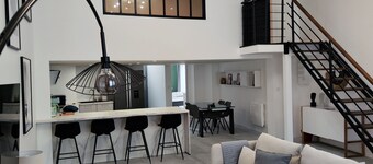 Loft 120m2 with AC & Sauna/Hammam