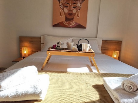 Family Apartment | 2 bedrooms, desk, laptop workspace, blackout drapes