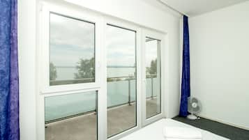 Family Room | 2 bedrooms, hypo-allergenic bedding, free WiFi, bed sheets