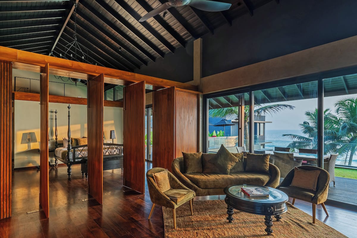 Presidential Penthouse, Patio, Ocean View | Ruang tamu | 55 inci televisyen skrin rata dengan satelit