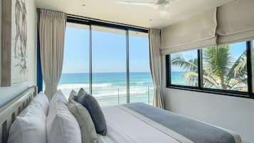 1 bedroom, premium bedding, free minibar, in-room safe