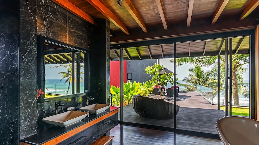 DORMERO Hotel Sri Lanka Hikkaduwa Beach