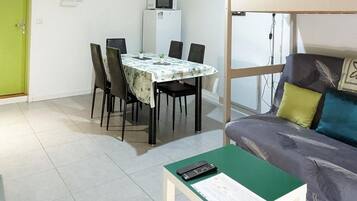 1 bedroom, desk, soundproofing, iron/ironing board