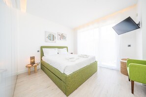 3 camere, ferro/asse da stiro