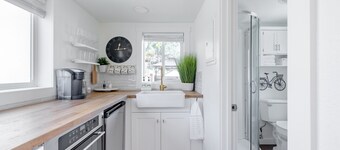 Urban Tiny House near Portland & Columbia Gorge