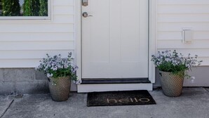 Exterior detail - Urban Tiny House near Portland & Columbia Gorge (Camas)