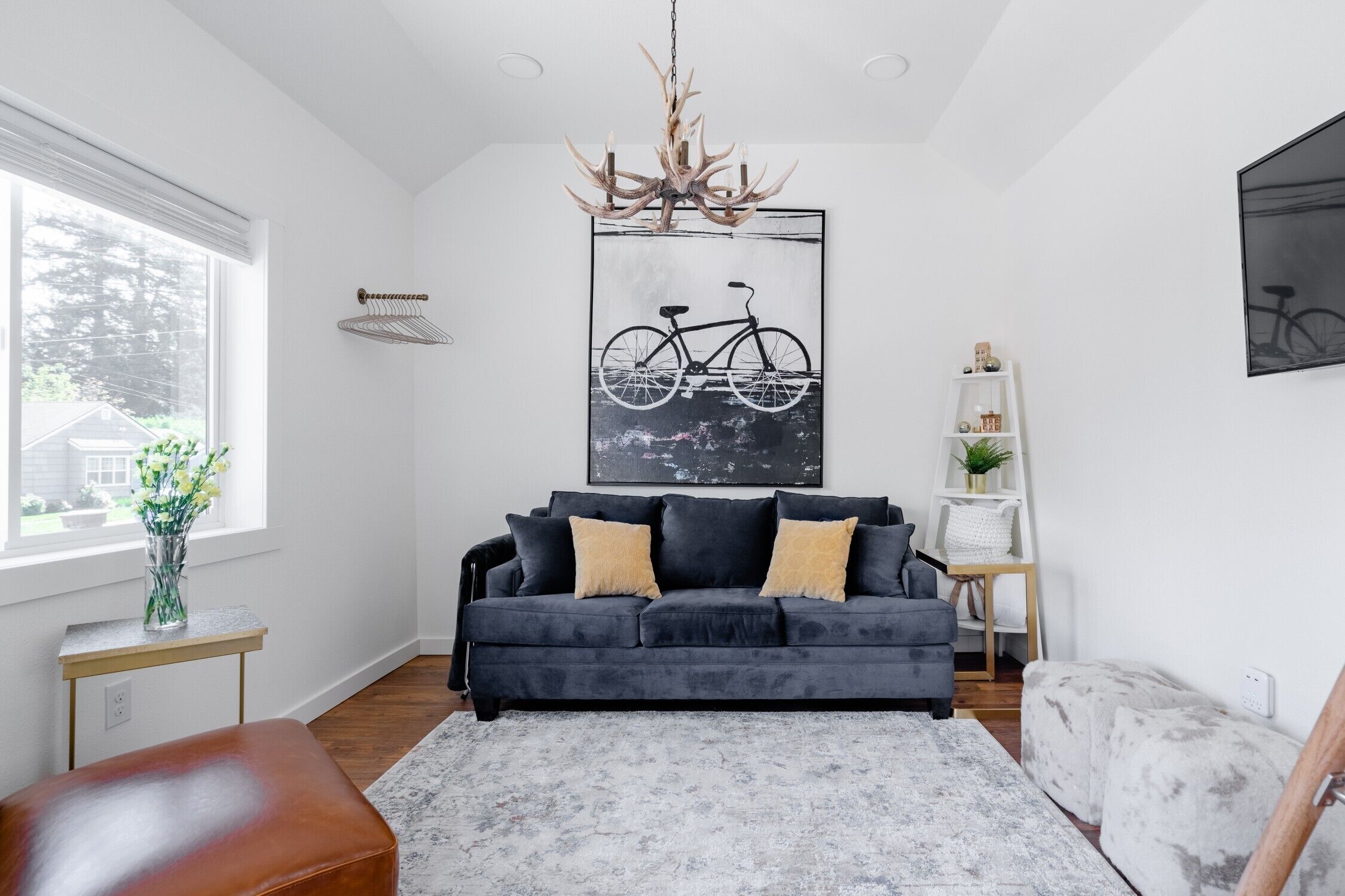 "Comfy seating in the living room for relaxing and hanging out."