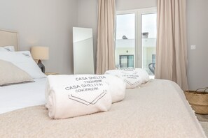 3 bedrooms, iron/ironing board